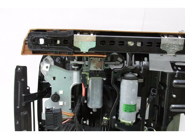 2004-2007 VOLKSWAGEN TOUAREG OEM FRONT RIGHT SEAT RAIL TRACK FRAME