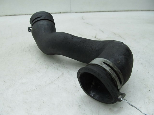 2005-2009 SAAB 9-5 OEM RIGHT FRONT LOWER RADIATOR COOLANT FLUID HOSE 