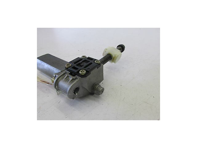 2002-2004 BMW 745LI E66 OEM LEFT FRONT SEAT HEIGHT MOTOR 0 390 201 956