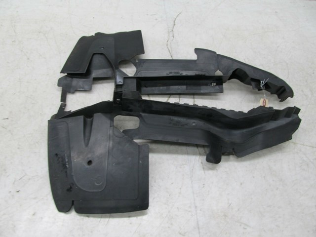 2005-2008 AUDI A6 C6 OEM FRONT RADIATOR AIR DUCT GUIDE PAIR 