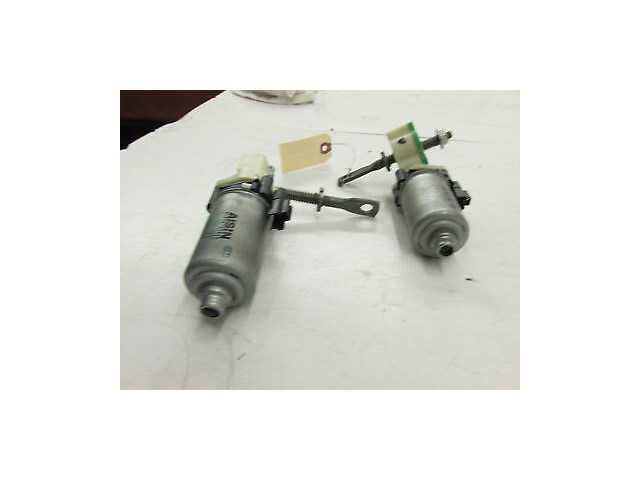 2006-2008 LEXUS IS250 XE20 OEM RIGHT FRONT PASSENGERS SEAT MOTORS SET OF TWO (2)