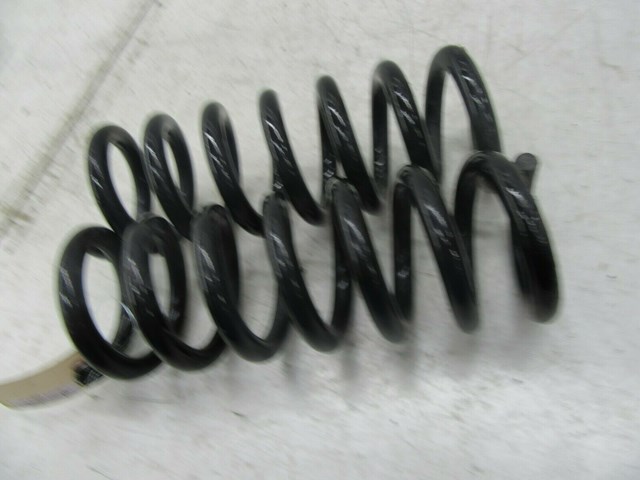 2012-2015 MERCEDES C250 COUPE W204 OEM SUSPENSION COILS SPRINGS PAIR