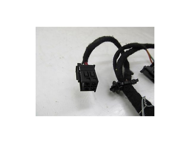 2006-2009 MERCEDES R350 W251 OEM LEFT FRONT LOWER SEAT FLOOR PLUG PIGTAIL