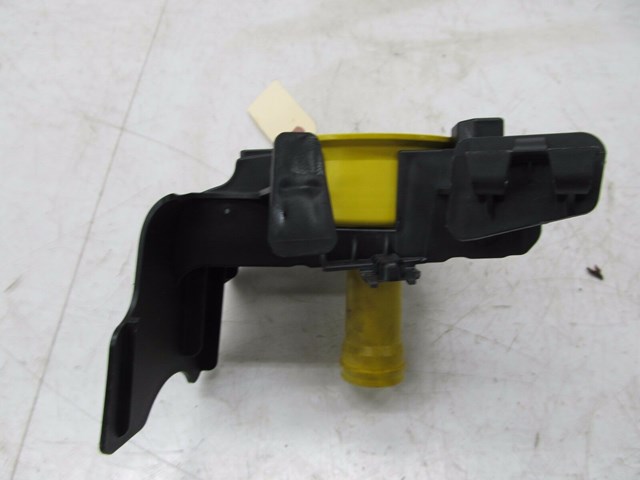 2013-2015 PORSCHE BOXSTER 981 OEM RIGHT REAR ENGINE OIL FILLER NECK 98155137802