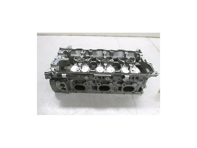 2009-2013 INFINITI G37 OEM RIGHT FRONT ENGINE CYLINDER HEAD 