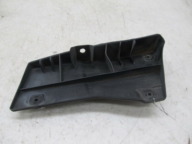 2001-2006 LEXUS LS430 OEM RIGHT REAR LOWER BUMPER SUPPORT BRACKET 
