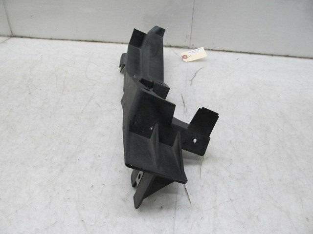 2003-2006 RANGE ROVER HSE OEM RIGHT FRONT UPPER BUMPER BRACKET 