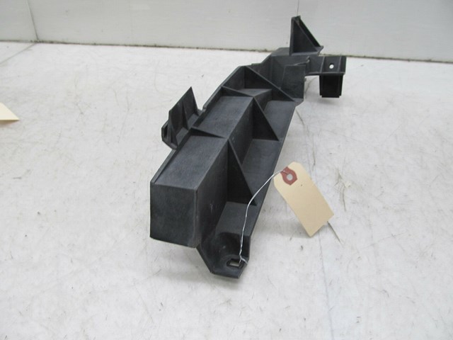 2003-2006 RANGE ROVER HSE OEM RIGHT FRONT UPPER BUMPER BRACKET 