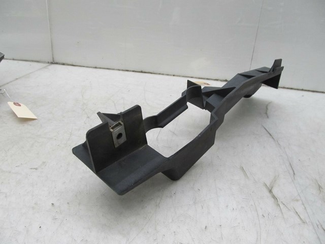 2003-2006 RANGE ROVER HSE OEM RIGHT FRONT UPPER BUMPER BRACKET 