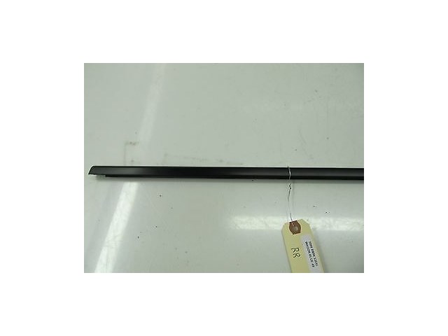 2006-2007 BMW 530XI WAGON E61 OEM RIGHT REAR DOOR LOWER WINDOW TRIM STRIP BLACK