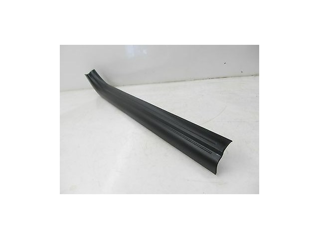 2006-2010 BMW M6 E63 OEM LEFT FRONT INTERIOR DOOR STEP SILL JAM COVER TRIM 