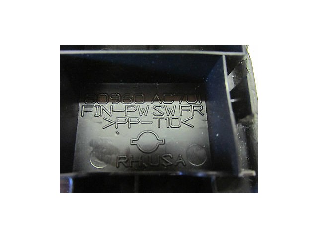 2005-2006 INFINITI G35 SEDAN OEM RIGHT FRONT DOOR LOCK WINDOW CONTROL PANEL TRIM