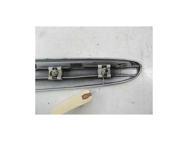 2004-2005 MERCEDES BENZ CLK500 W209 OEM RIGHT REAR EXTERIOR QUARTER PANEL TRIM