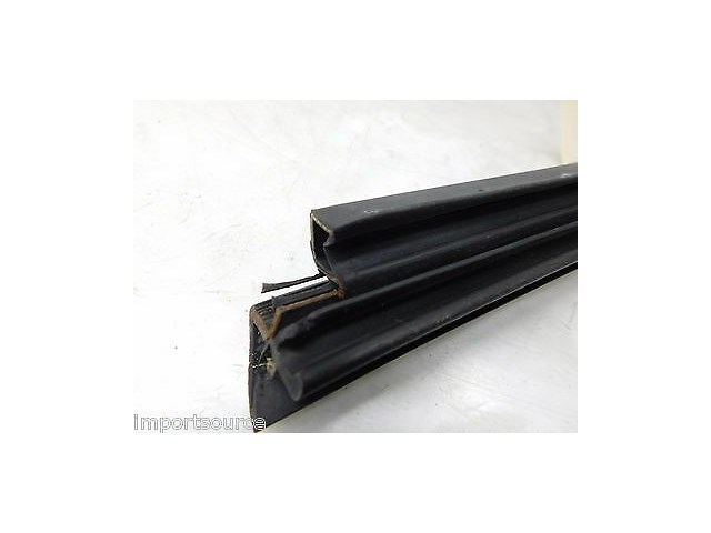 2003-2006 MERCEDES E500 W211 OEM LEFT REAR DRIVER SIDE INTERIOR WINDOW SEAL TRIM