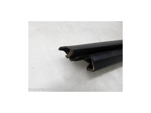 2003-2006 MERCEDES E500 W211 OEM LEFT REAR DRIVER SIDE INTERIOR WINDOW SEAL TRIM