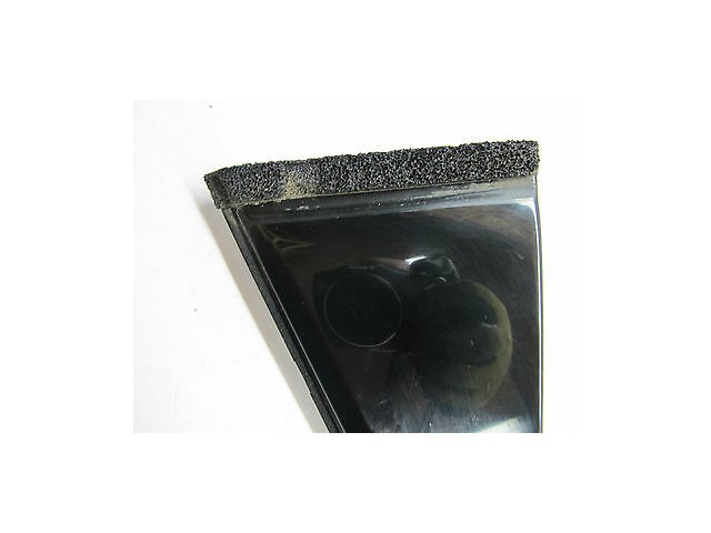 2006-2009 INFINITI M35 OEM LEFT REAR EXTERIOR DOOR CORNER SASH GARNISH / TRIM