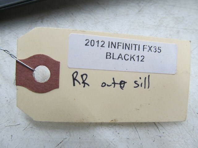 2009-2016 INFINITI FX35 QX70 OEM RIGHT REAR OUTER SILL TRIM 