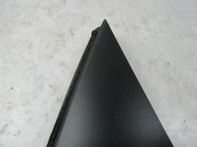 2016-2018 ACURA RDX OEM RIGHT FRONT PASS DOOR BLACK TRIANGLE TRIM CORNER COVER 
