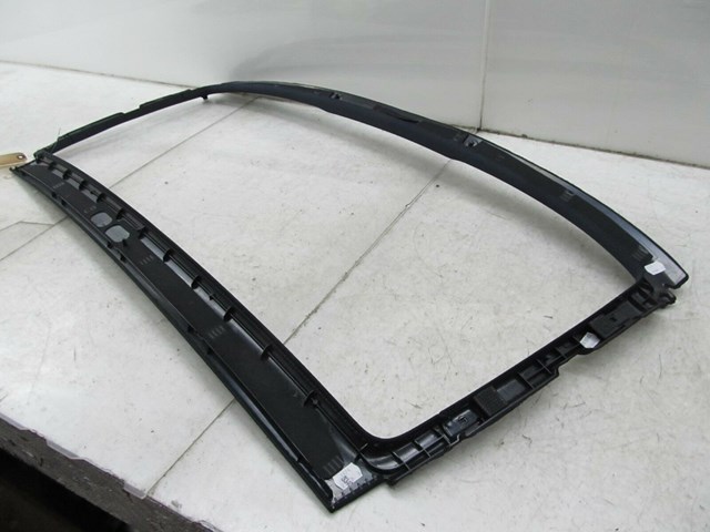  2009-2013 BMW 328i E93 LCI OEM REAR WINDOW SURROUND TRIM COVER 