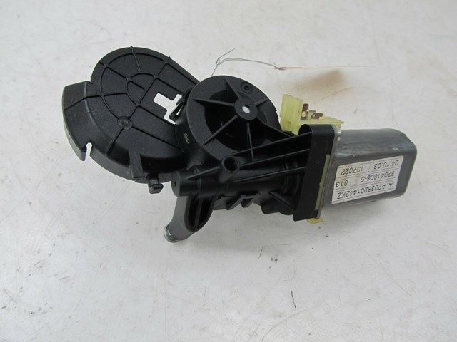 2003-2006 MERCEDES E500 W211 OEM RIGHT FRONT PASSENGERS SIDE SEAT RECLINE MOTOR 