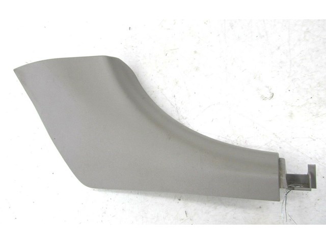 2006-2013 VOLVO C70 T5 OEM LEFT REAR LOWER TRIM KICK PLATE PANEL COVER 9466638