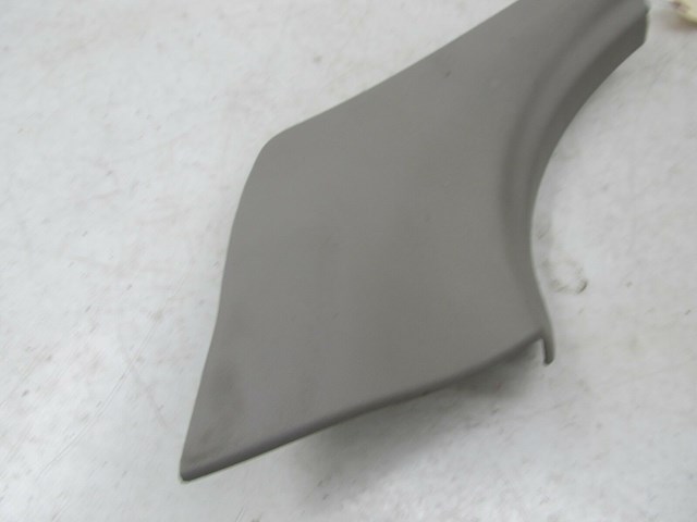 2006-2013 VOLVO C70 T5 OEM RIGHT REAR LOWER TRIM KICK PLATE PANEL COVER 9466637