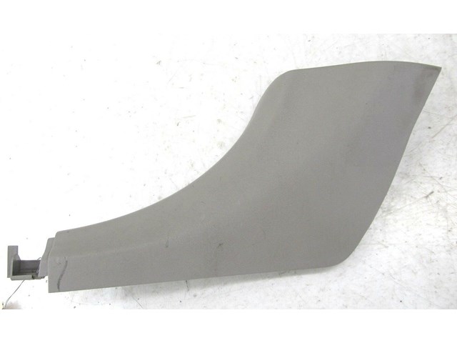 2006-2013 VOLVO C70 T5 OEM RIGHT REAR LOWER TRIM KICK PLATE PANEL COVER 9466637