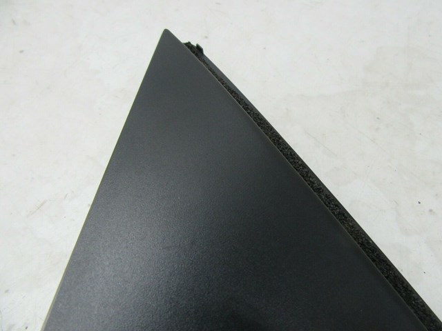 2016-2018 ACURA RDX OEM LEFT FRONT DRIVER DOOR BLACK TRIANGLE TRIM CORNER COVER 