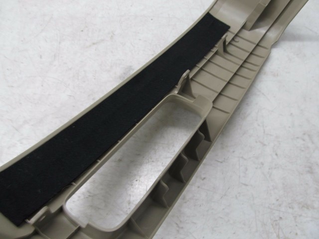 2001-2006 LEXUS LS430 OEM RIGHT FRONT PASS SEAT TRIM COVER BEIGE 71867-50030