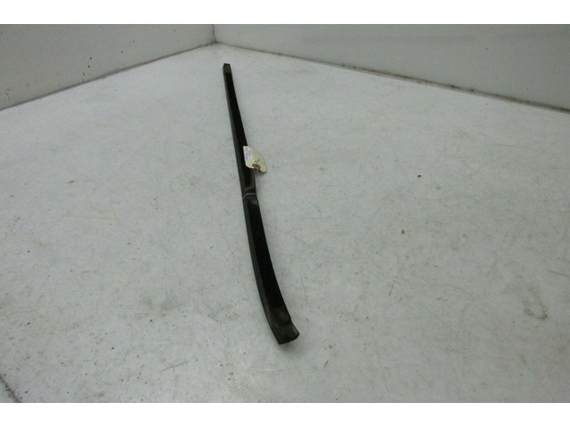 2004-2011 SAAB 9-3 OEM RIGHT REAR PASSENGER SIDE WINDOW TRIM
