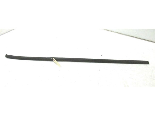 2004-2011 SAAB 9-3 OEM RIGHT REAR PASSENGER SIDE WINDOW TRIM