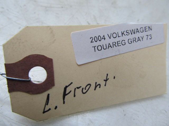 2004-2007 VOLKSWAGEN TOUAREG OEM LEFT FRONT DRIVER SIDE TOW HOOK COVER TRIM 