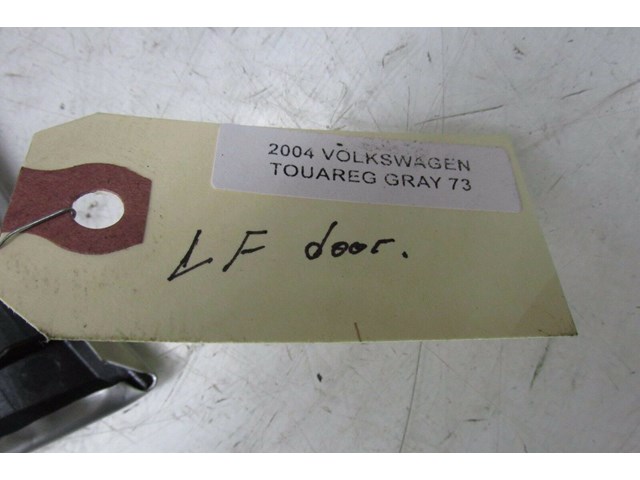 2004-2007 VOLKSWAGEN TOUAREG OEM LEFT FRONT DOOR INNER MOLDING TRIM/HANDLE 