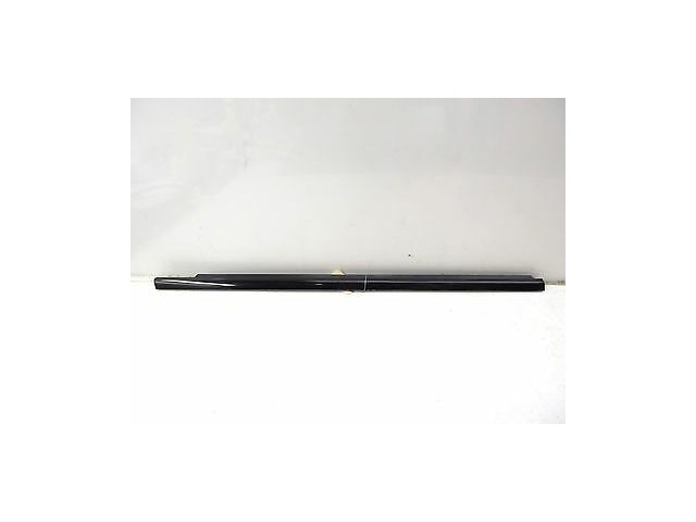 2006-2009 MERCEDES R350 W251 OEM RIGHT FRONT EXTERIOR DOOR WINDOW TRIM MOULDING