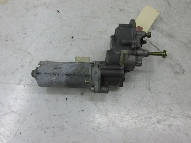 2002-2006 BMW M3 E46 COUPE OEM RIGHT FRONT SEAT RECLINE MOTOR 