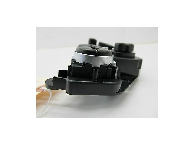 2004-2006 MERCEDES BENZ SL600 R230 OEM RIGHT FRONT SEAT CONTROL W/ HEATED COOLED