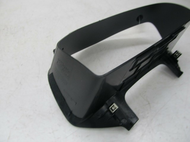 2006-2013 VOLVO C70 T5 OEM SPEEDOMETER SPEEDO INSTRUMENT CLUSTER TRIM BEZEL