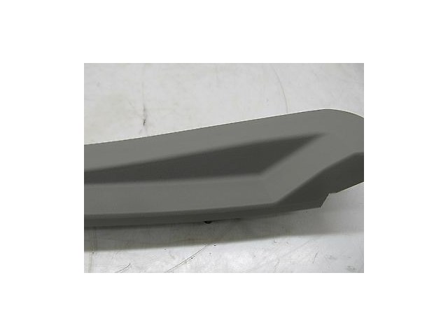 2007-2009 NISSAN QUEST OEM RIGHT FRONT PASSENGER SIDE DOOR CORNER MOLDING TRIM