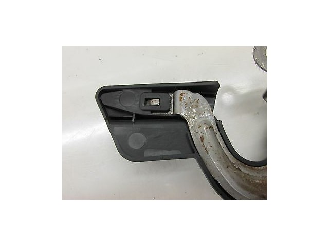 2007-2012 NISSAN ALTIMA SEDAN L32A OEM RIGHT FRONT UPPER SEAT RECLINE HANDLE