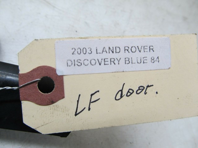 2003-2004 LAND ROVER DISCOVERY OEM LEFT FRONT DOOR WINDOW TRIM SEAL MOLDING
