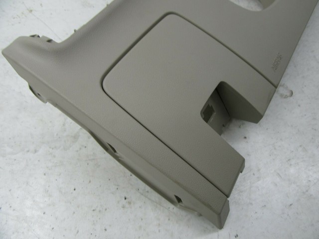 2017-2019 BUICK LACROSSE OEM UNDER STEERING WHEEL TRIM PANEL KNEE BOLSTER 