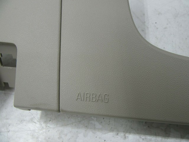 2017-2019 BUICK LACROSSE OEM UNDER STEERING WHEEL TRIM PANEL KNEE BOLSTER 