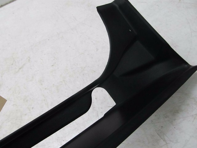 2001-2006 LEXUS LS430 OEM RIGHT REAR PASSENGER SIDE HINGE COVER TRIM 64571-50020
