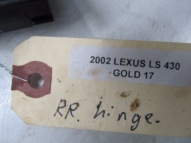 2001-2006 LEXUS LS430 OEM RIGHT REAR PASSENGER SIDE HINGE COVER TRIM 64571-50020
