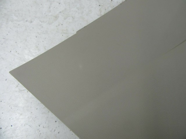 2017-2019 BUICK LACROSSE OEM RIGHT SIDE OF CENTER CONSOLE TRIM PANEL SHALE