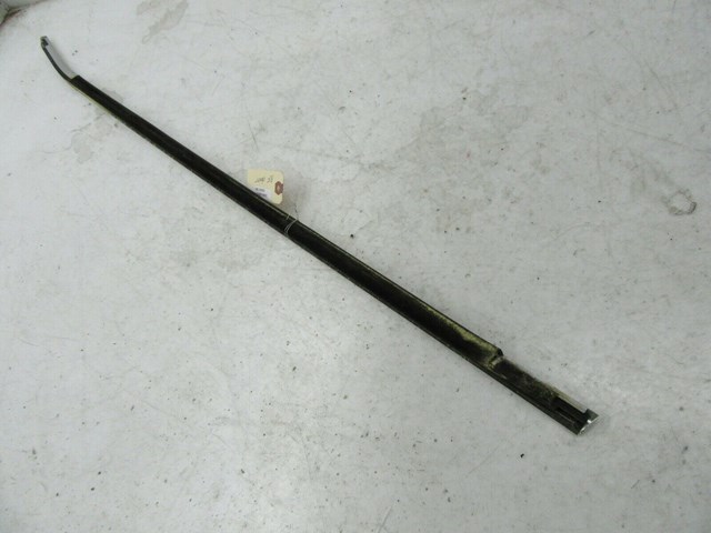 2007-2010 BMW X5 E70 OEM RIGHT FRONT DOOR WINDOW WEATHERSTRIP SEAL MOLDING TRIM