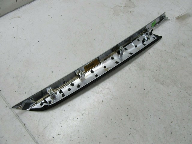 2007-2010 BMW X5 E70 OEM LEFT REAR DRIVER SIDE DOOR BURR WALNUT WOOD TRIM