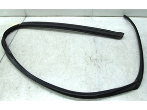 2005-2009 SAAB 9-5 OEM RIGHT SIDE WEATHER TRIM STRIP 