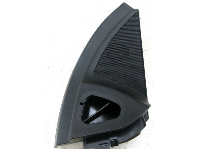 2007-2012 MERCEDES GL450 X164 OEM RIGHT FRONT PASSENGER DOOR TWEETER TRIM COVER