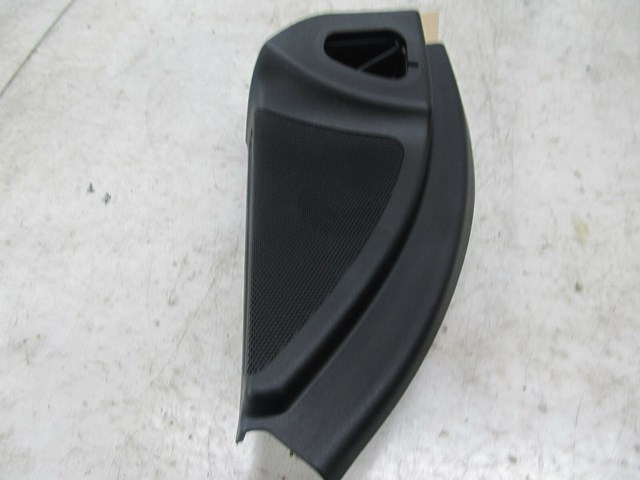 2007-2012 MERCEDES GL450 X164 OEM RIGHT FRONT PASSENGER DOOR TWEETER TRIM COVER